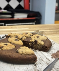Brookies &mu;&epsilon; &sigma;&omicron;&kappa;&omicron;&lambda;ά&tau;&alpha;, &gamma;&lambda;&upsilon;&kappa;&omicron;&pi;&alpha;&tau;ά&tau;&alpha; &amp; &mu;&pi;&iota;&sigma;&kappa;ό&tau;&alpha; &mu;&pi;&alpha;&nu;ά&nu;&alpha;&Sigma; (&chi;&omega;&rho;ί&sigmaf; &zeta;ά&chi;&alpha;&rho;&eta;)